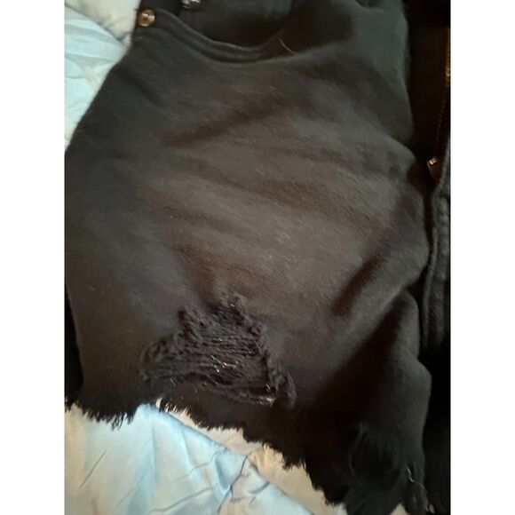 KanCan Basic High Rise Shorts for Women in Black - Size Sm - EUC - Picture 4 of 8